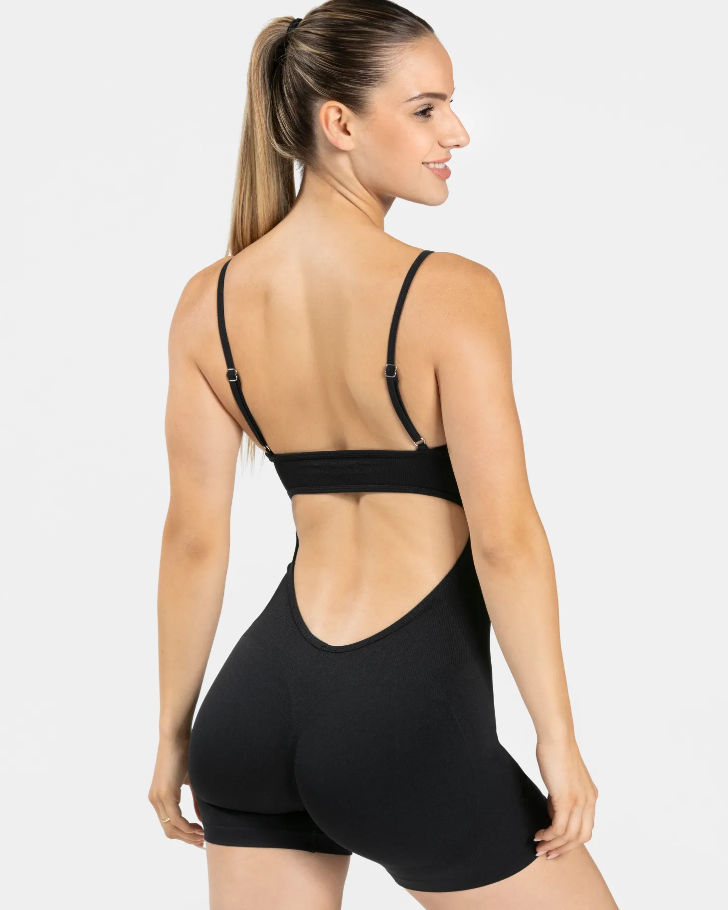 Shop Essence V-Back Covert Scrunch Short Jumpsuit "" Damen Jumpsuits