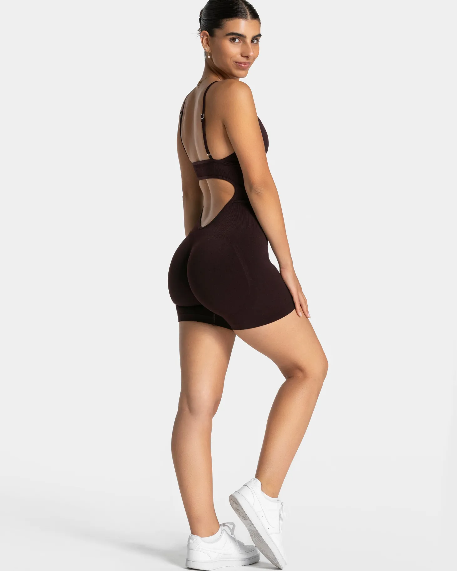 New Essence V-Back Covert Scrunch Short Jumpsuit "" Damen Jumpsuits