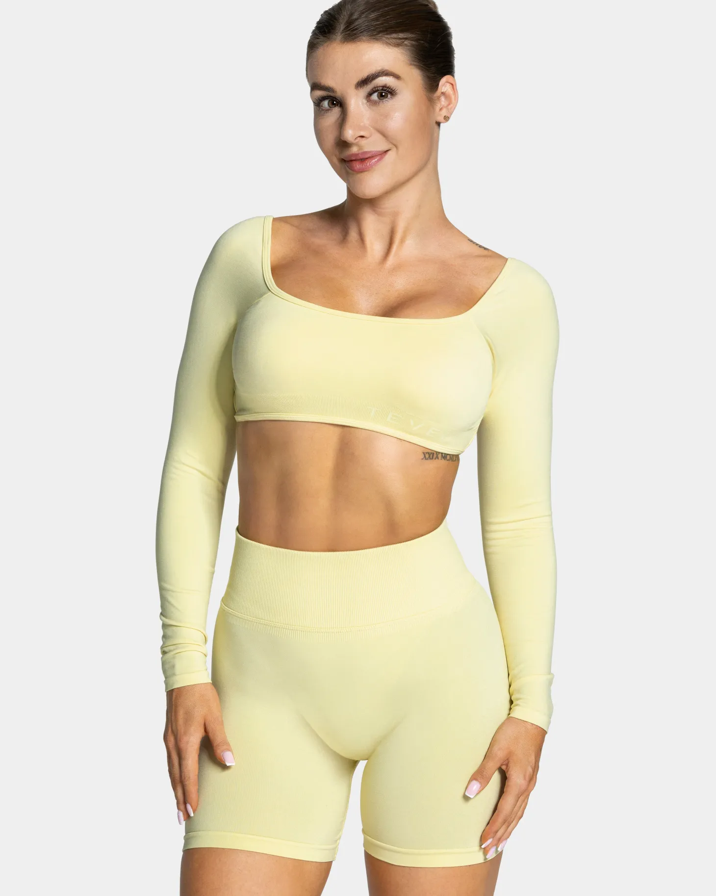 Outlet Femme Backless Longsleeve "" Damen Longsleeves