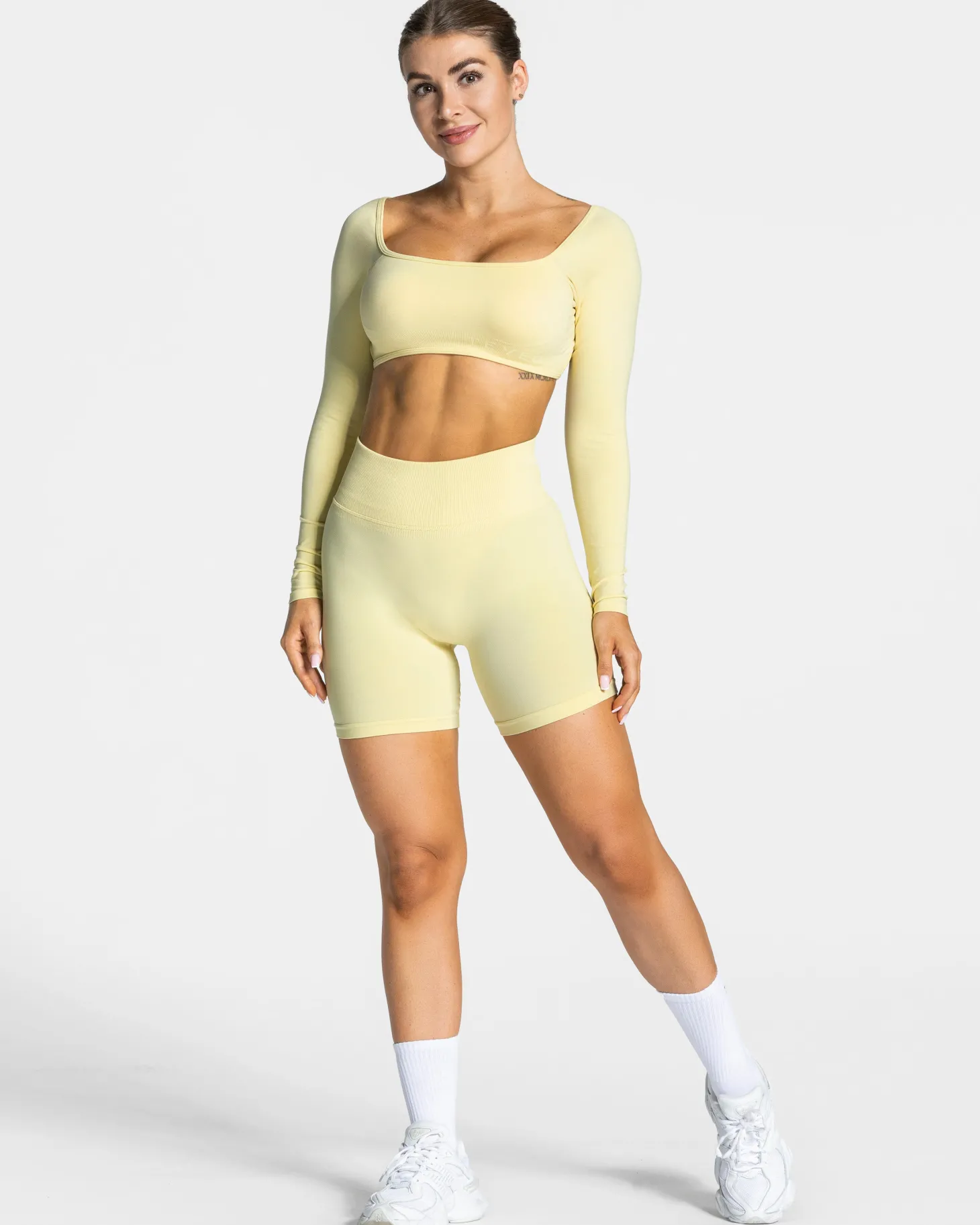Outlet Femme Backless Longsleeve "" Damen Longsleeves