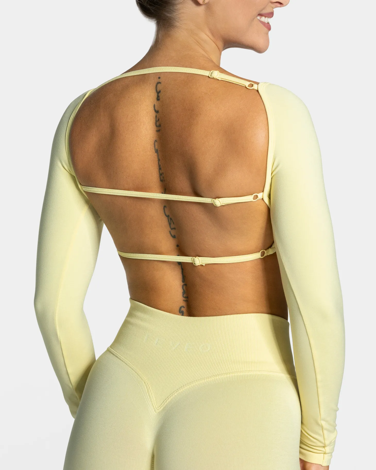 Outlet Femme Backless Longsleeve "" Damen Longsleeves