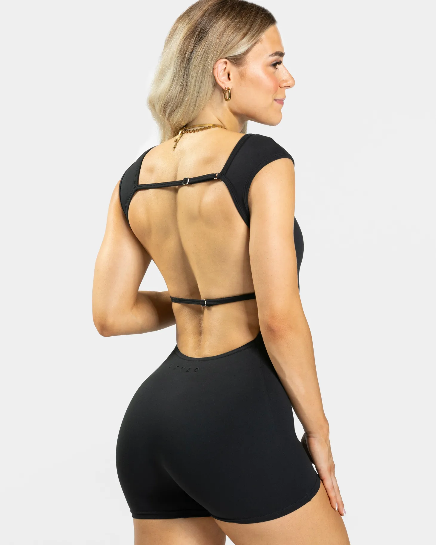 Flash Sale Femme Backless Short Jumpsuit "" Damen Jumpsuits