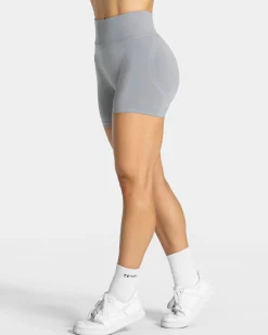 Outlet Femme Sculpt Scrunch Short "" Damen Shorts