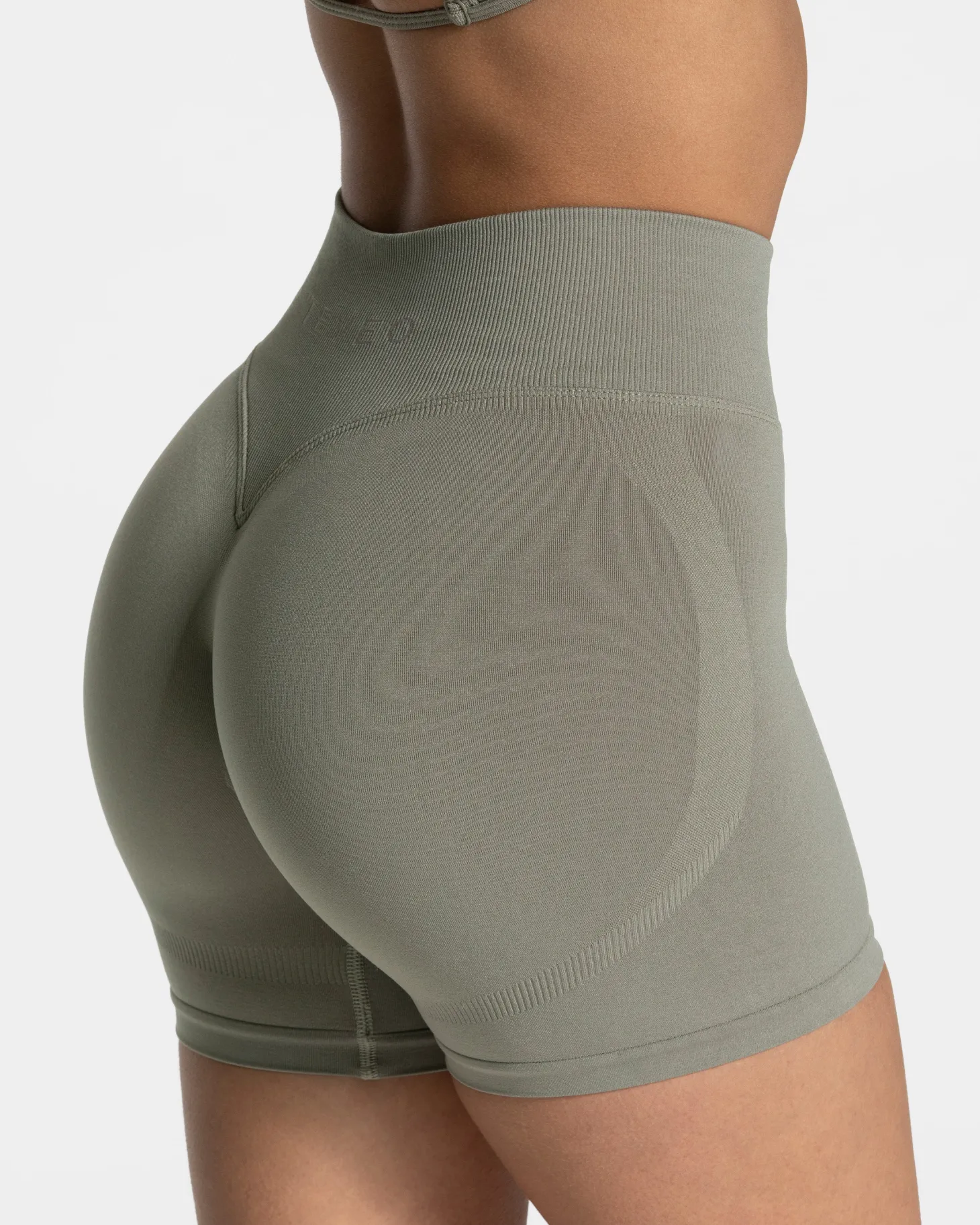 Fashion Femme Sculpt Scrunch Short "" Damen Shorts