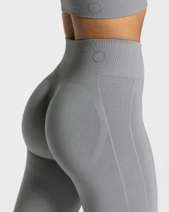 Shop Focus Scrunch Leggings