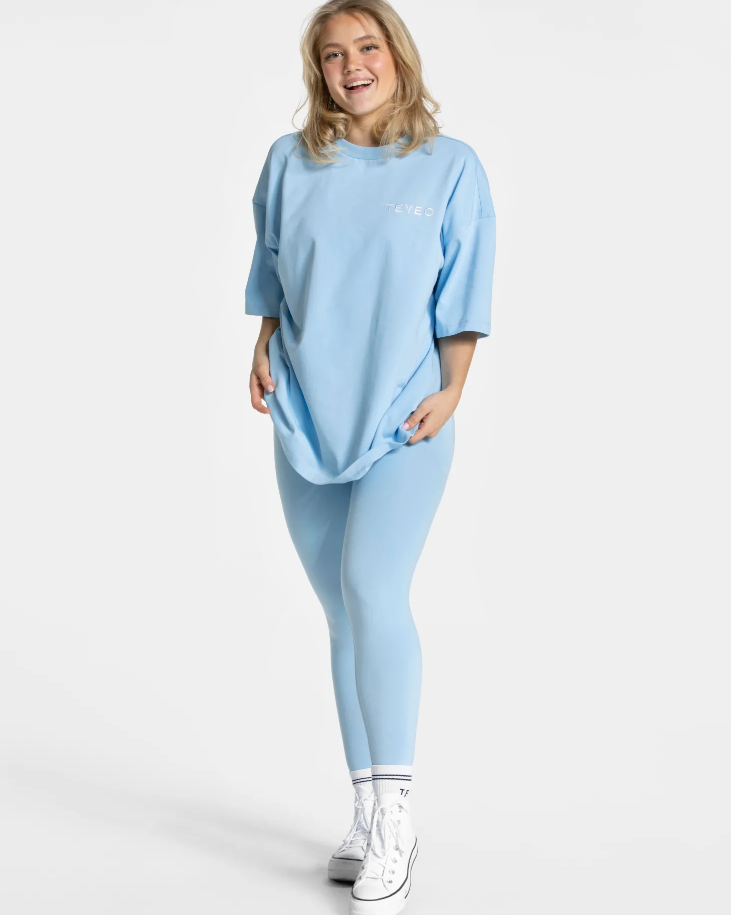 Online Signature Oversized T-Shirt "Ice Blue" Damen T-shirts