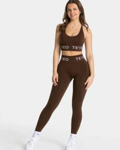 Shop Signature Scrunch Leggings