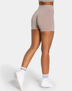 New Timeless Scrunch Short "" Damen Shorts